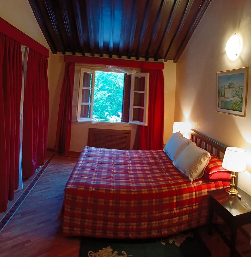 אזרו Hotel Panorama מראה חיצוני תמונה